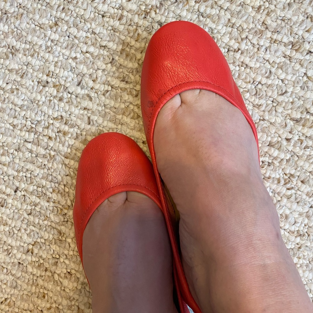 Tieks by Garvieli in Poppy (red/orange) size 7 lots of POP in these!